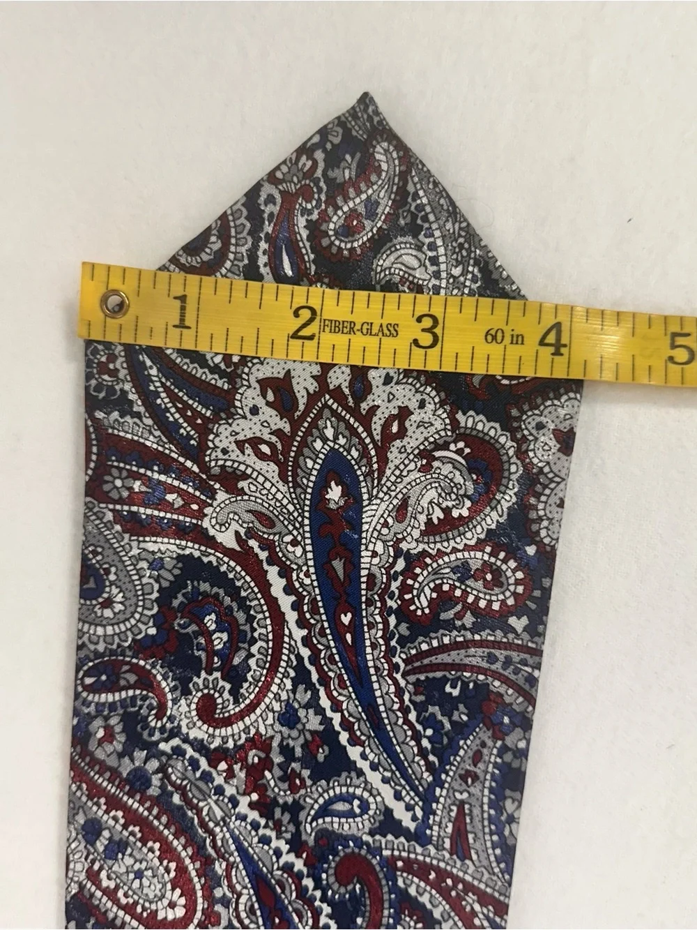 Classic Paisley Silk Tie in Navy and Burgundy - Men's Accessory